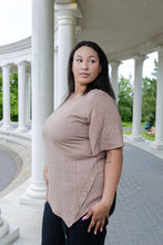 Load image into Gallery viewer, Black LABB Clothing | BL97-Beige Linen Short Sleeve Tunic
