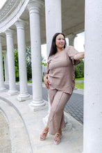Load image into Gallery viewer, Black LABB Clothing | BL97-Beige Linen Short Sleeve Tunic
