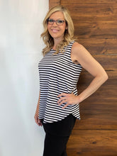 Load image into Gallery viewer, Reversible Black to Black/White Stripe Extender
